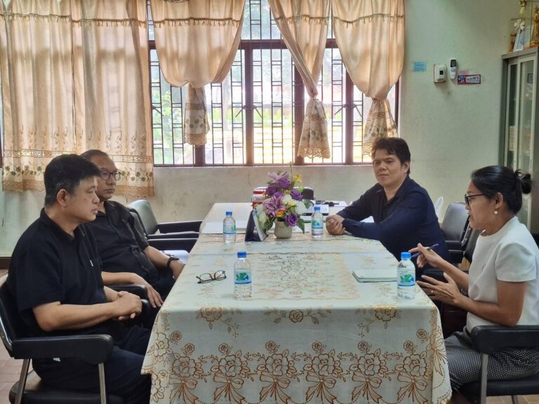 แลกเปลี่ยนแนวทางในการดำเนินงานโครงการอนุรักษ์พันธุกรรมพืชอันเนื่องมาจากพระราชดำริฯ